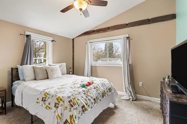 $187,500 | 325 West Burr Oak Street, Centreville, MI 49032