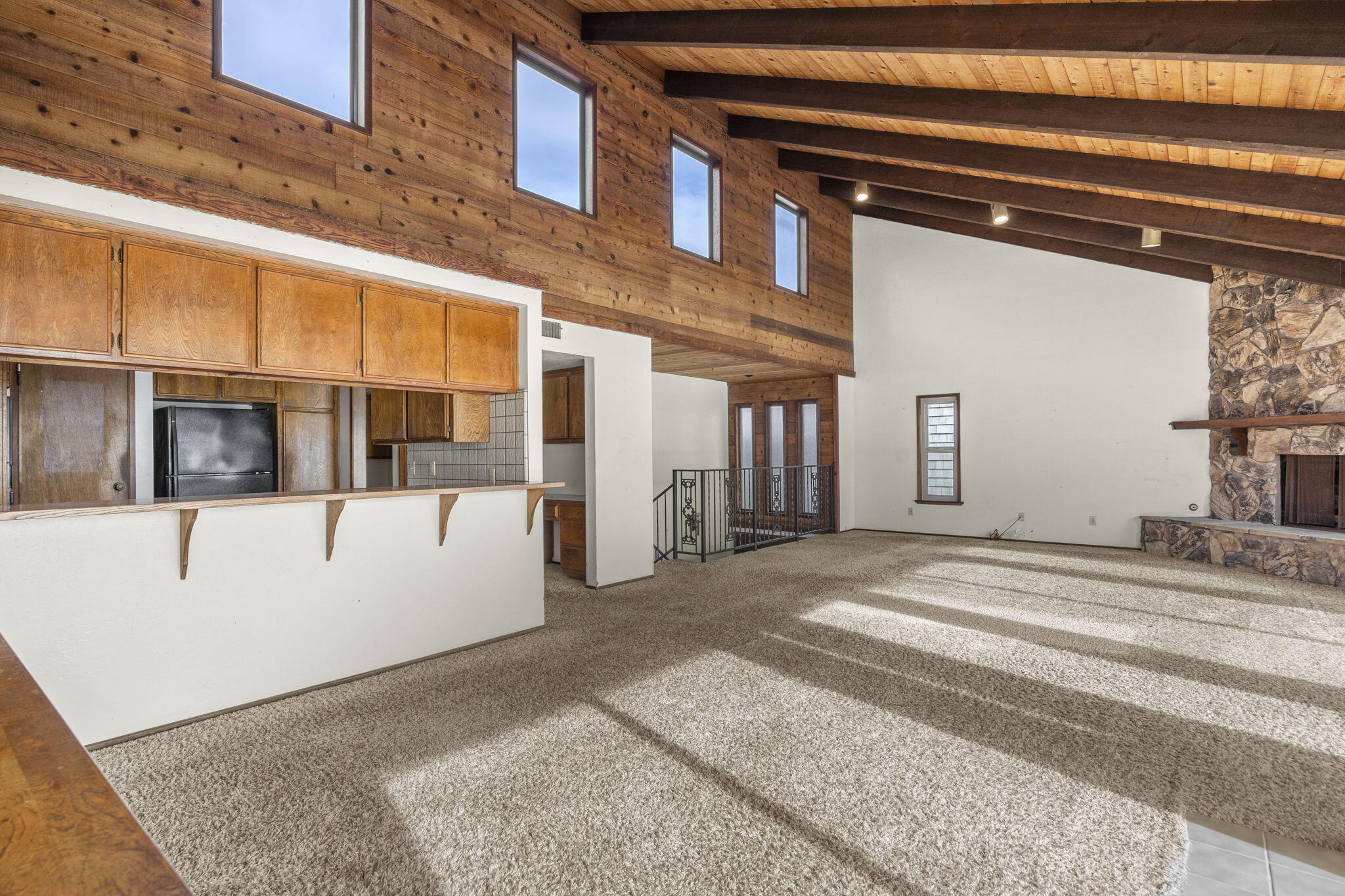 6726 Breakers Way Ventura, CA 93001 - Photo 18 of 42 a view of a building