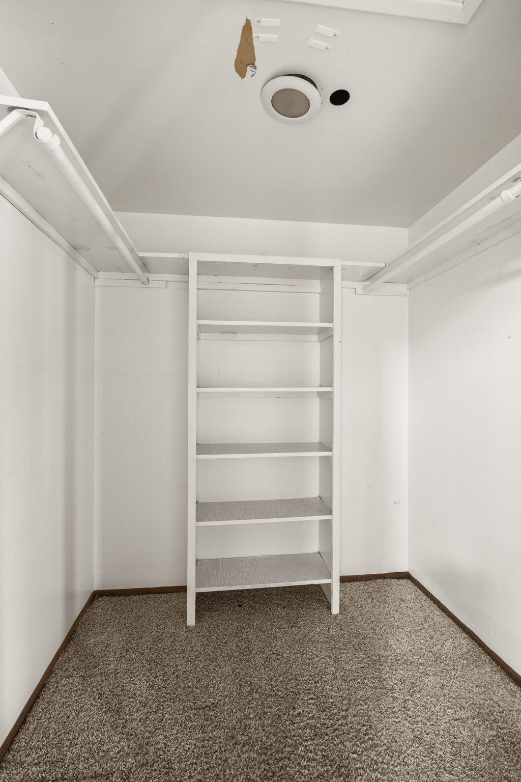 6726 Breakers Way Ventura, CA 93001 - Photo 27 of 42 a view of an empty walk in closet