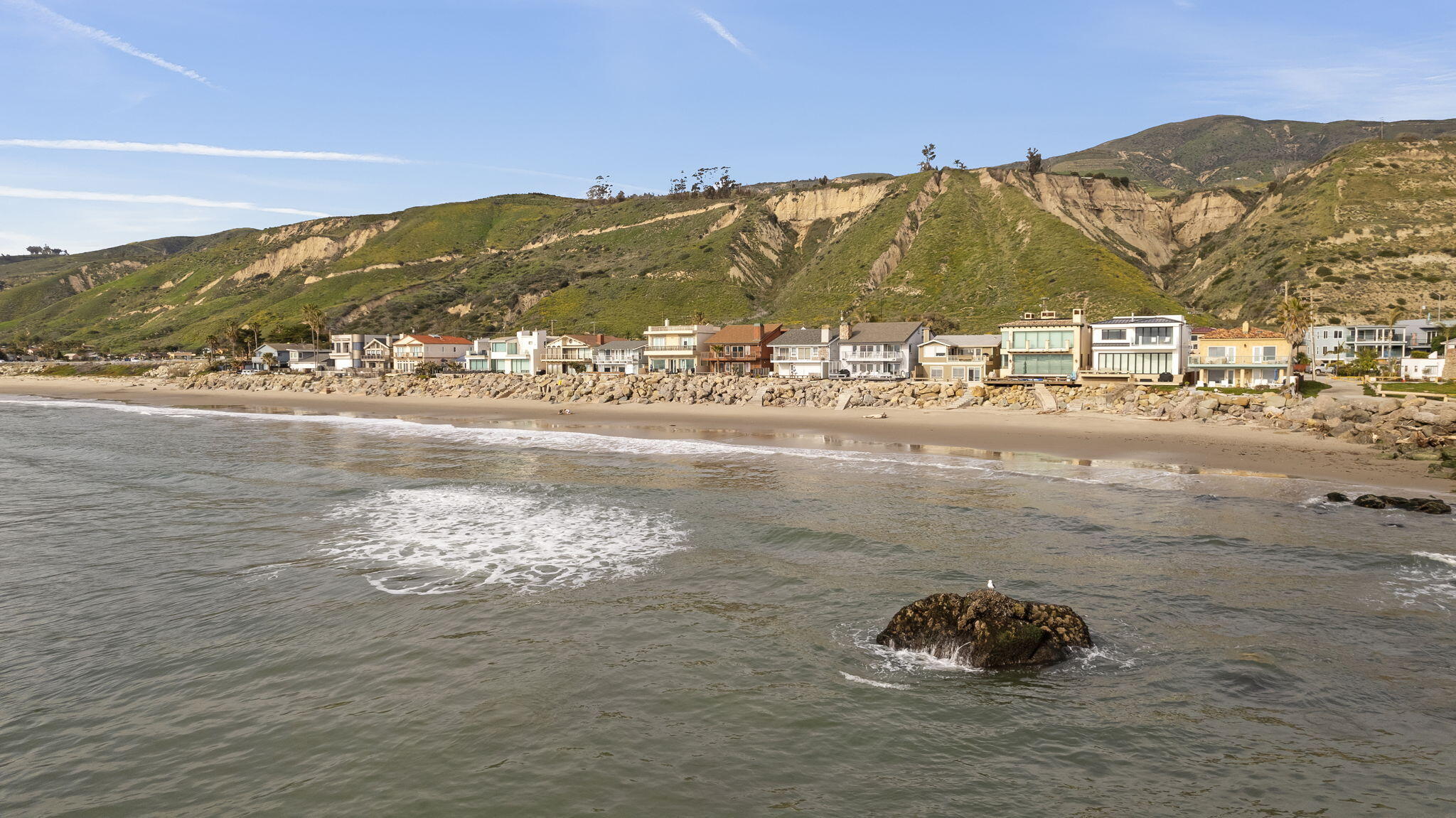 6726 Breakers Way Ventura, CA 93001 - Photo 40 of 42 a view of a lake with a mountain