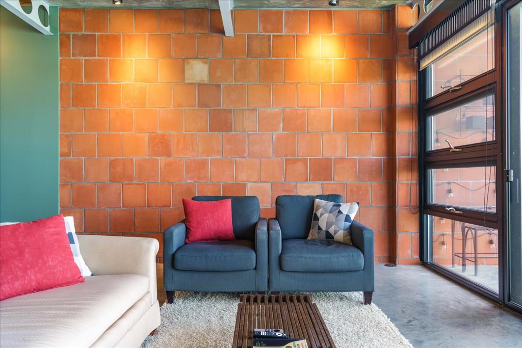 1401 Eva Street, Unit 302 Austin, TX 78704 - Photo 4 of 15 Sitting room with carpet flooring