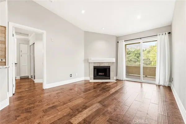 $2,695 | 2450 San Gabriel Way, Unit 308, Corona, CA 92882