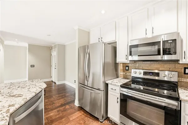 $2,695 | 2450 San Gabriel Way, Unit 308, Corona, CA 92882