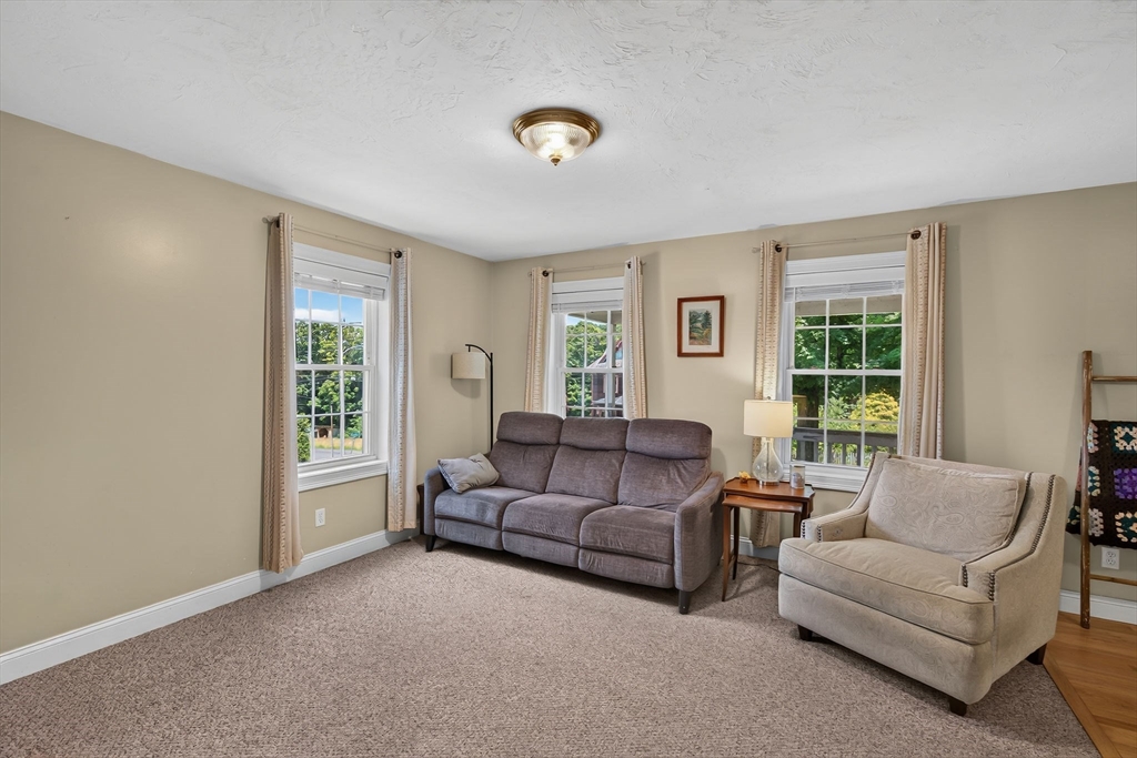100 Mechanic Street Warren, MA 01083 - Photo 4 of 28