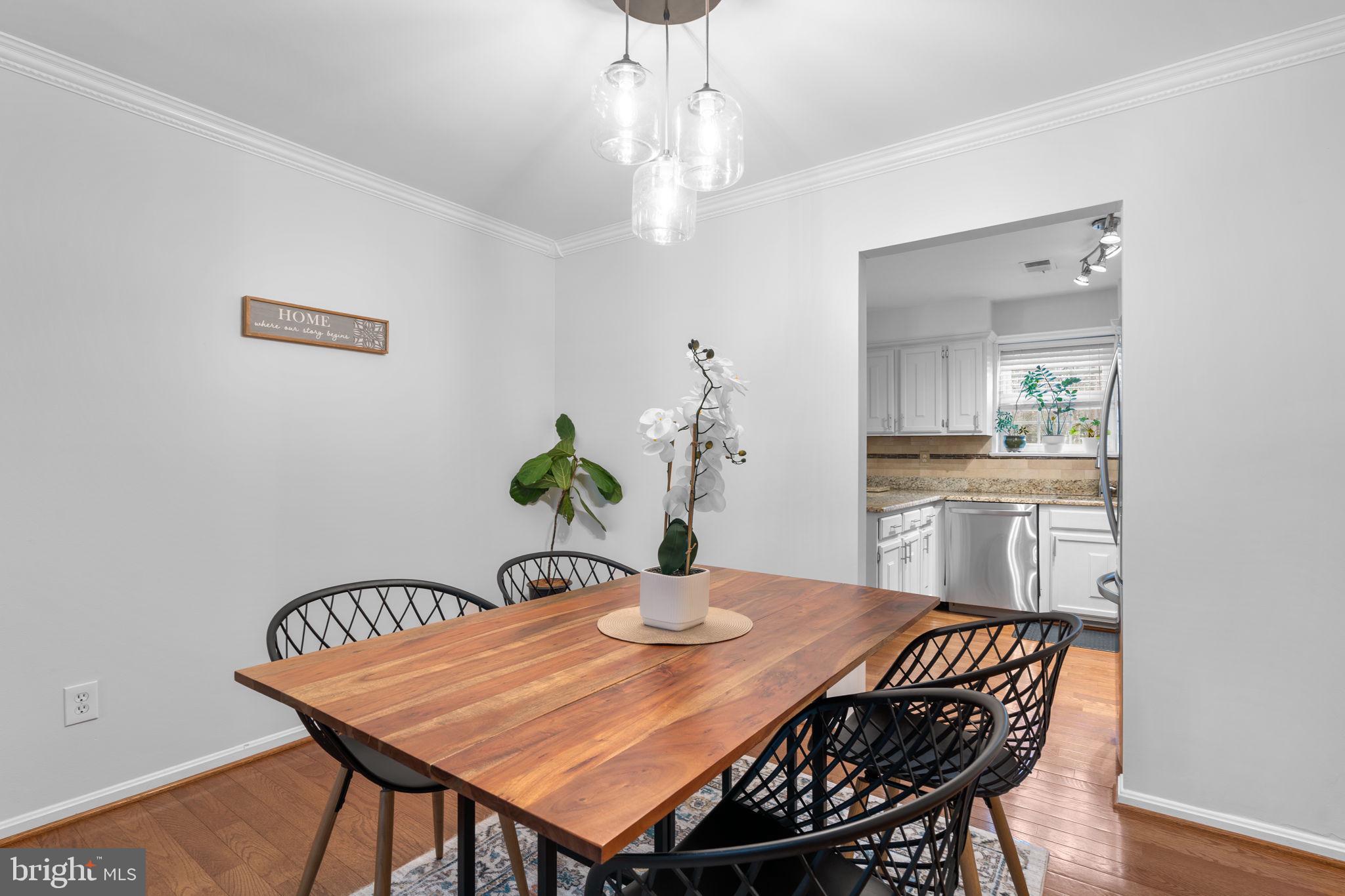 11713 Stillbrook Court Reston, VA 20191 - Photo 13 of 38 Gallery Image 13