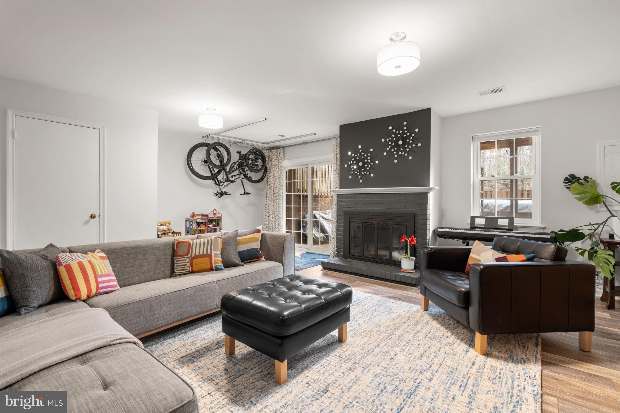 11713 Stillbrook Court Reston, VA 20191 - Photo 29 of 38 Gallery Image 29