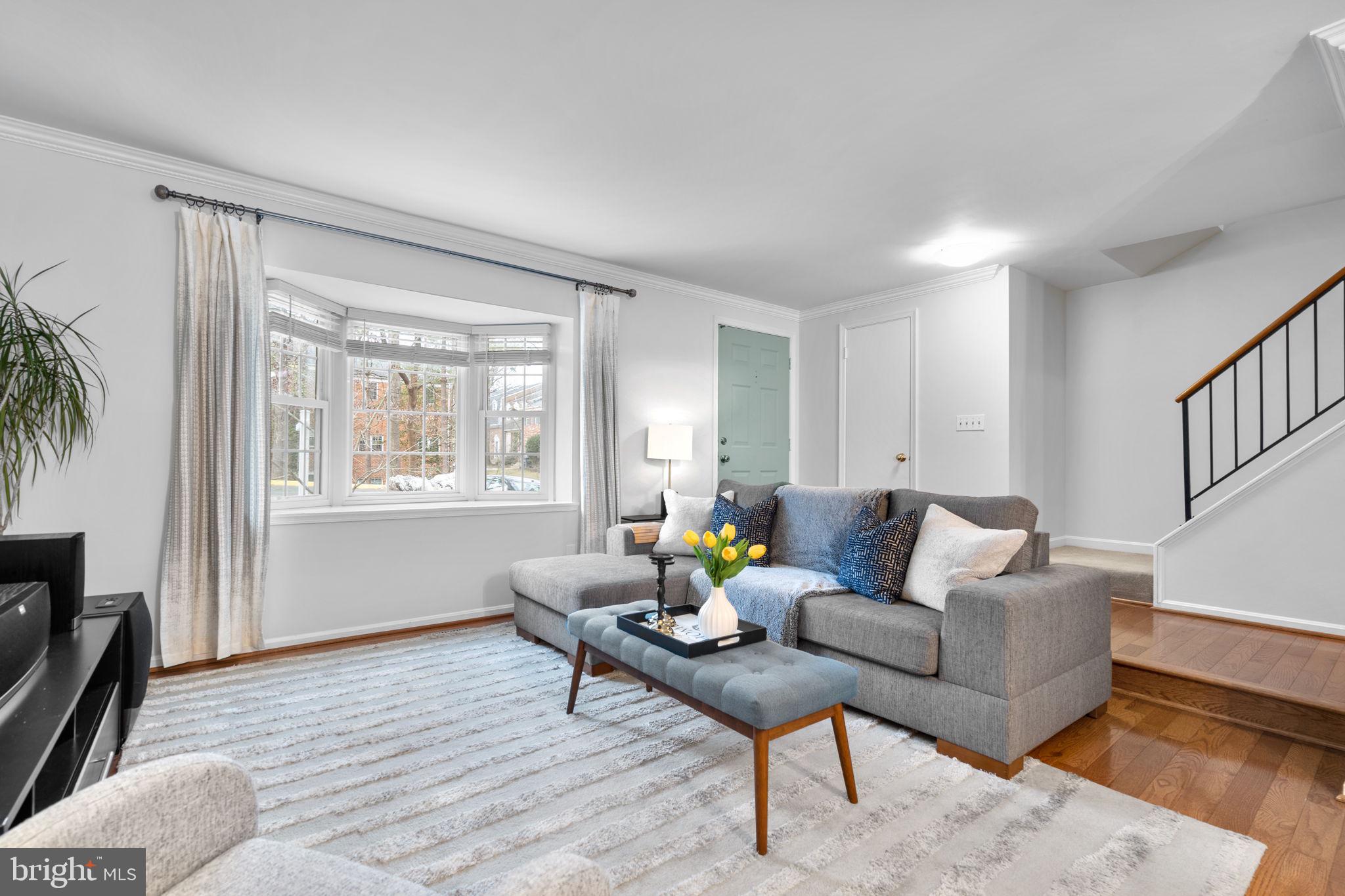 11713 Stillbrook Court Reston, VA 20191 - Photo 5 of 38 Gallery Image 5