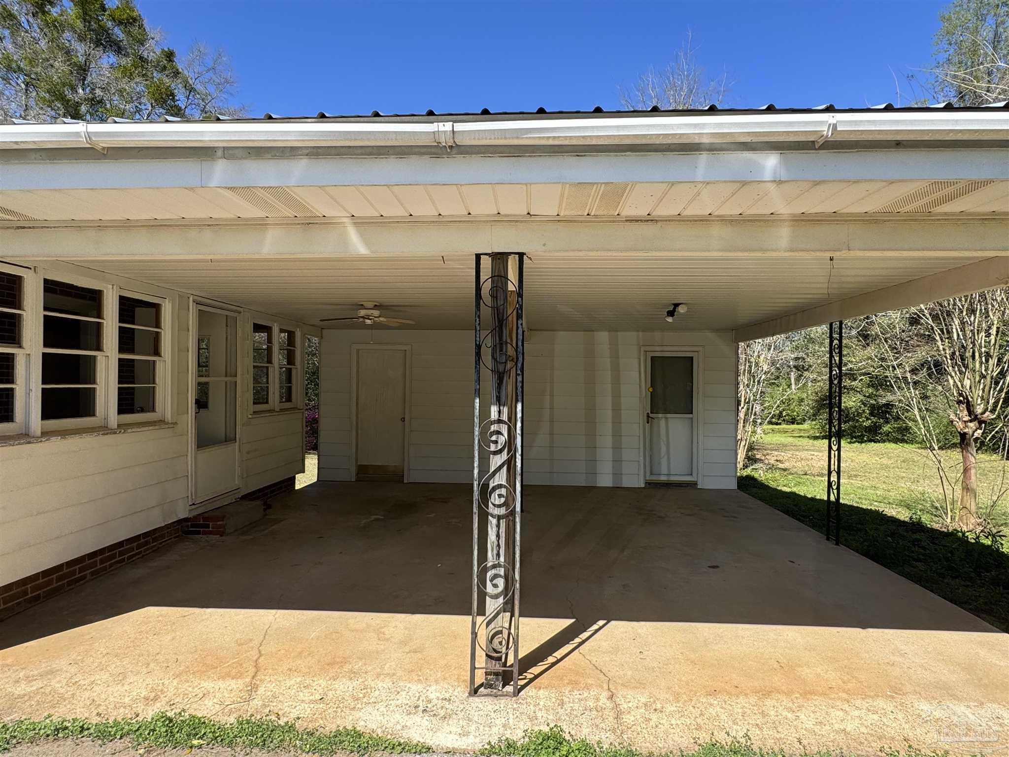 3212 Highway 4 Jay, FL 32565 - Photo 12 of 17