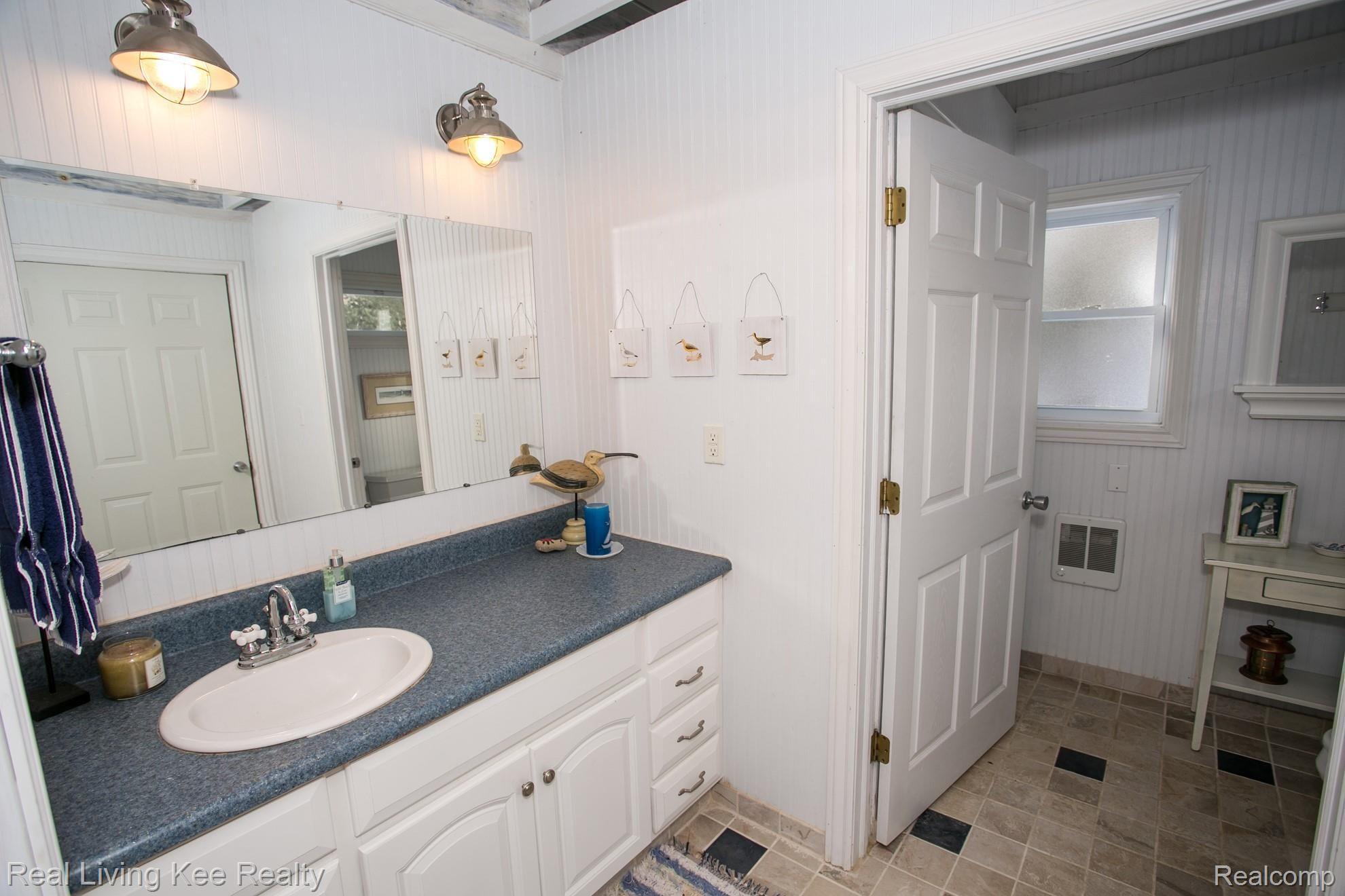 6654 Lakeshore Road North Palms, MI 48465 - Photo 70 of 74 EaglesNest071.jpg
