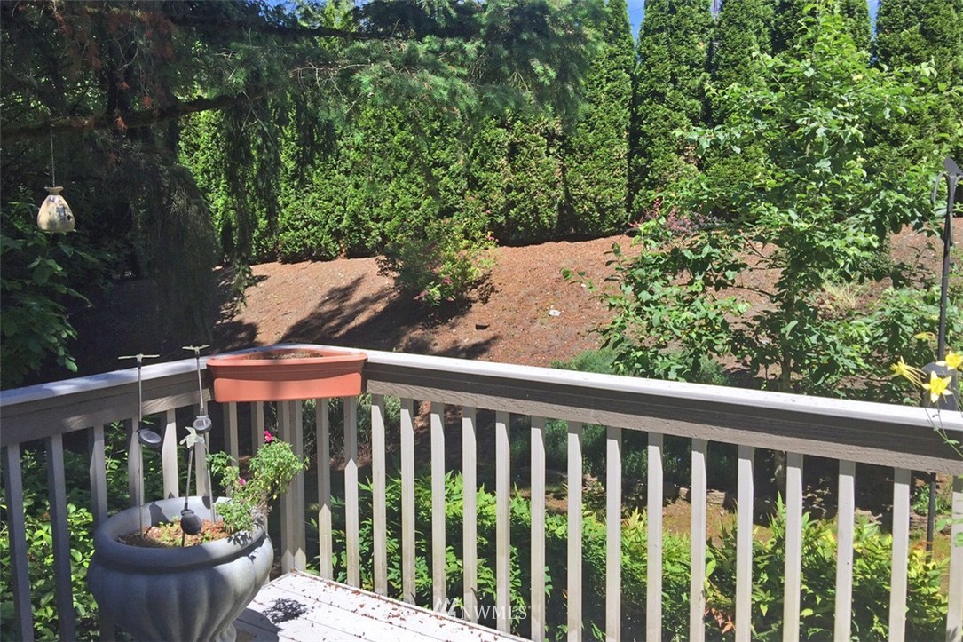 16710 96th Court Northeast Bothell, WA 98011 - Photo 12 of 21