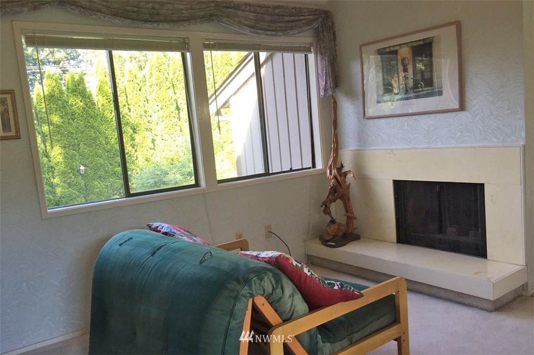 16710 96th Court Northeast Bothell, WA 98011 - Photo 15 of 21