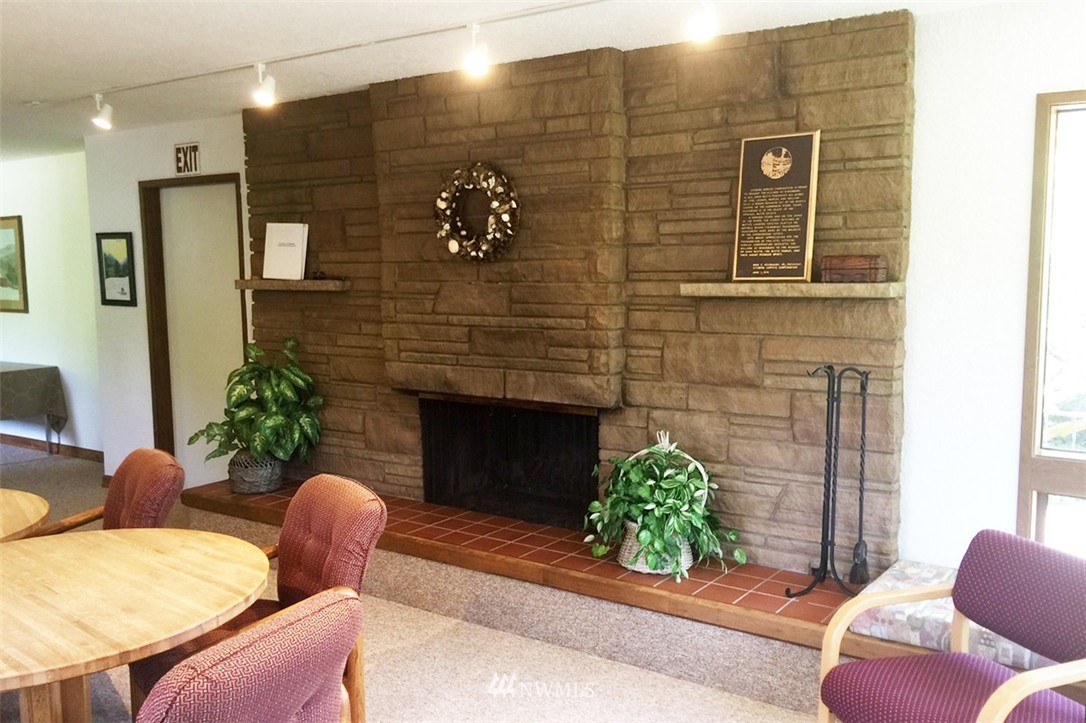 16710 96th Court Northeast Bothell, WA 98011 - Photo 18 of 21