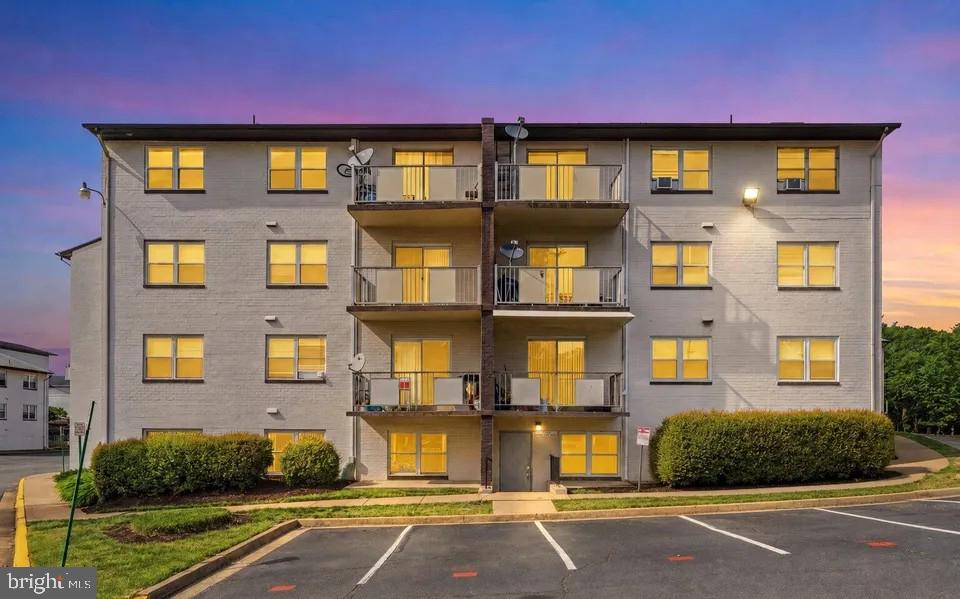 4260 Buckman Road, Unit 43 Alexandria, VA 22309 - Photo 1 of 10