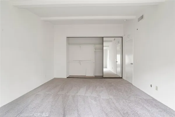 $599,950 | 20737 Roscoe Boulevard, Unit 701, Winnetka, CA 91306