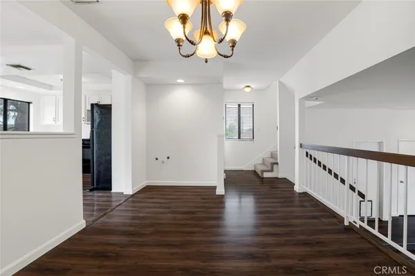 $599,950 | 20737 Roscoe Boulevard, Unit 701, Winnetka, CA 91306