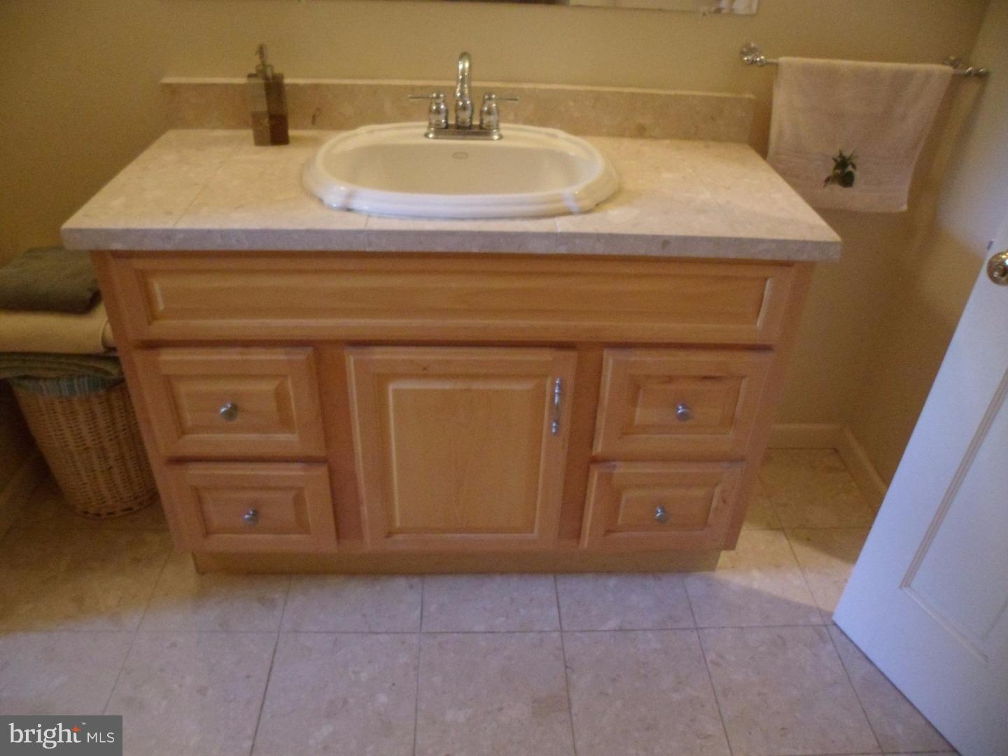 259 North Post Road West Windsor, NJ 08550 - Photo 14 of 20