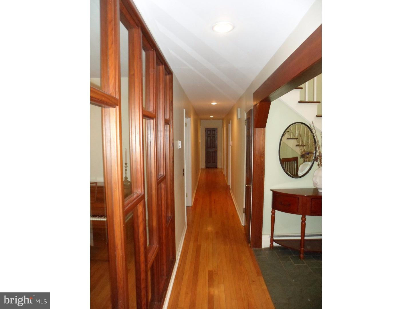 259 North Post Road West Windsor, NJ 08550 - Photo 8 of 20