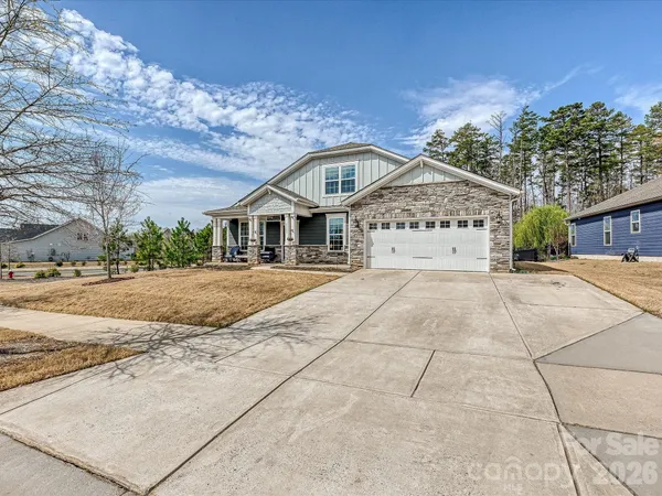 a view of a house with a outdoor space