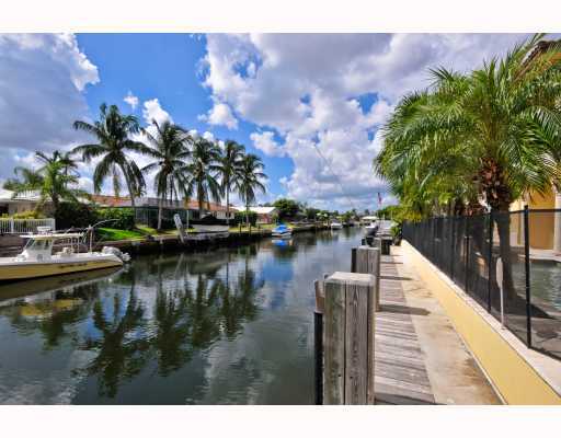 808 Dover Street Boca Raton, FL 33487 - Photo 9 of 10 Additional Photo