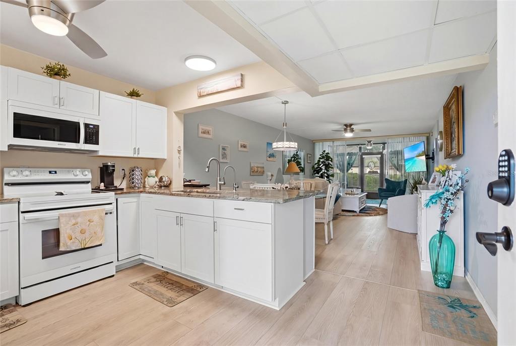 12300 Vonn Road, Unit 7104 Largo, FL 33774 - Photo 9 of 41 Gallery Image 9