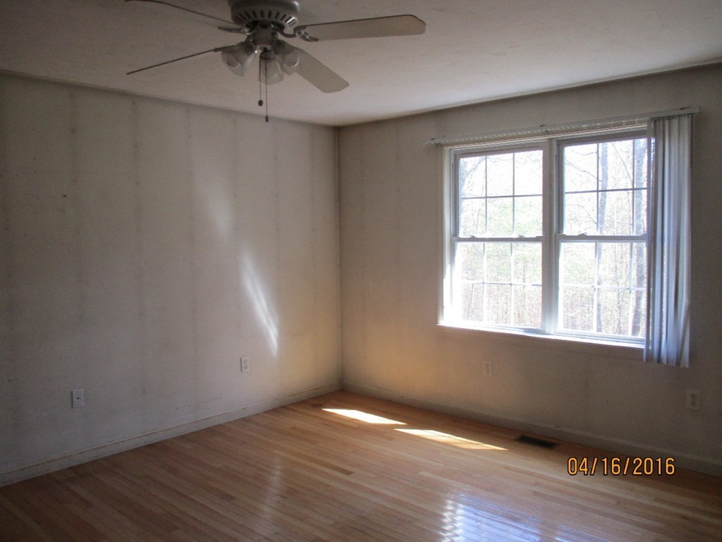 104 Whitins Road Sutton, MA 01590 - Photo 6 of 13 Gallery Image 6
