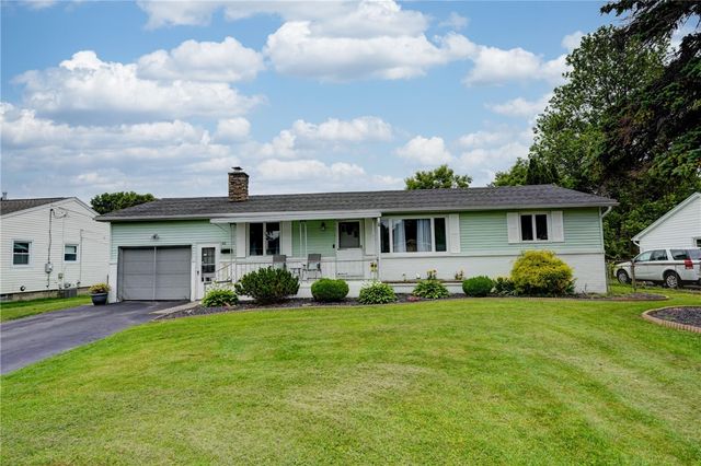$221,000 | 92 Harmony Drive, Greece, NY 14626