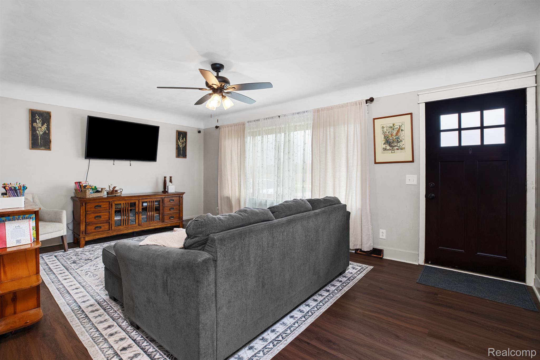 242 West Barnes Road Fostoria, MI 48435 - Photo 11 of 37 Gallery Image 11