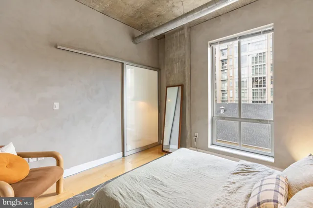 $2,355 | 301 Massachusetts Avenue Northwest, Unit 606, Washington, DC 20001