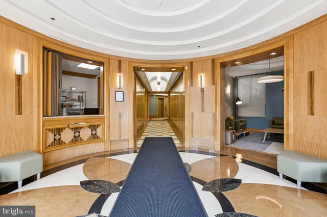 $2,355 | 301 Massachusetts Avenue Northwest, Unit 606, Washington, DC 20001