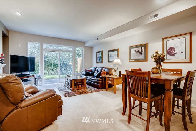 21624 9th Avenue Southeast, Unit D103 Bothell, WA 98021 - Photo 3 of 12