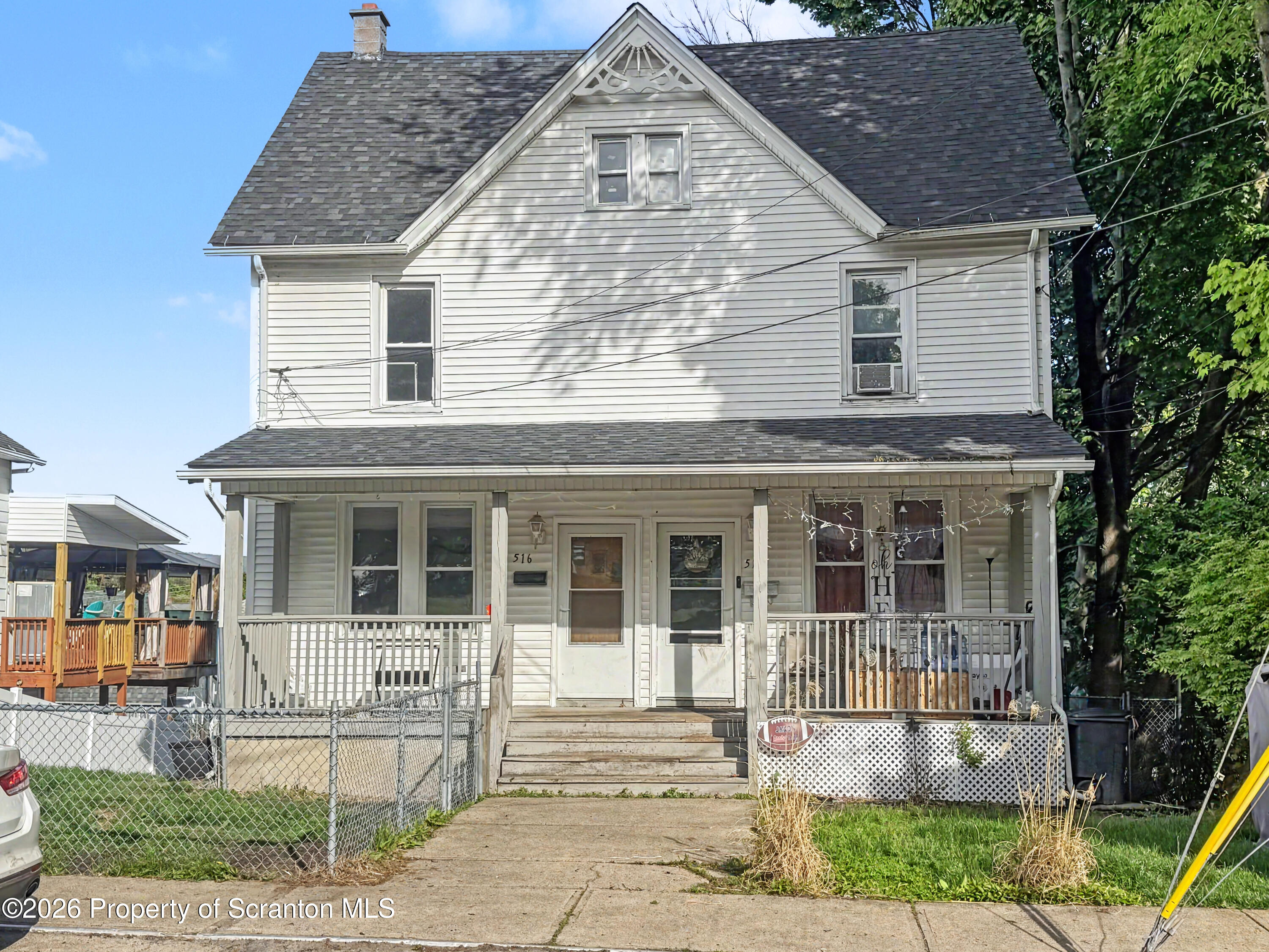 516 4th Street Dunmore, PA 18512 - Photo 1 of 10 Front