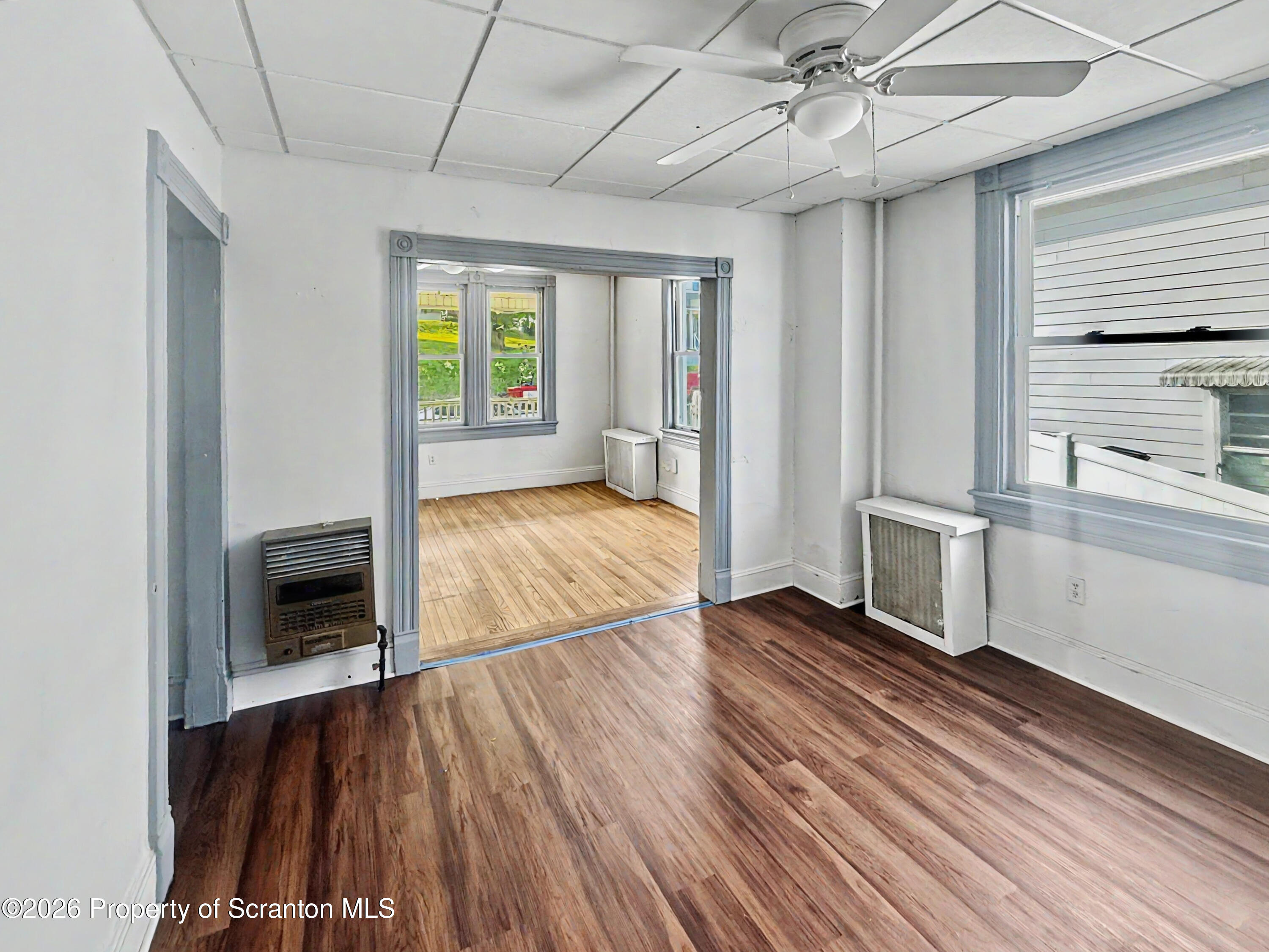 516 4th Street Dunmore, PA 18512 - Photo 3 of 10 Dining Room