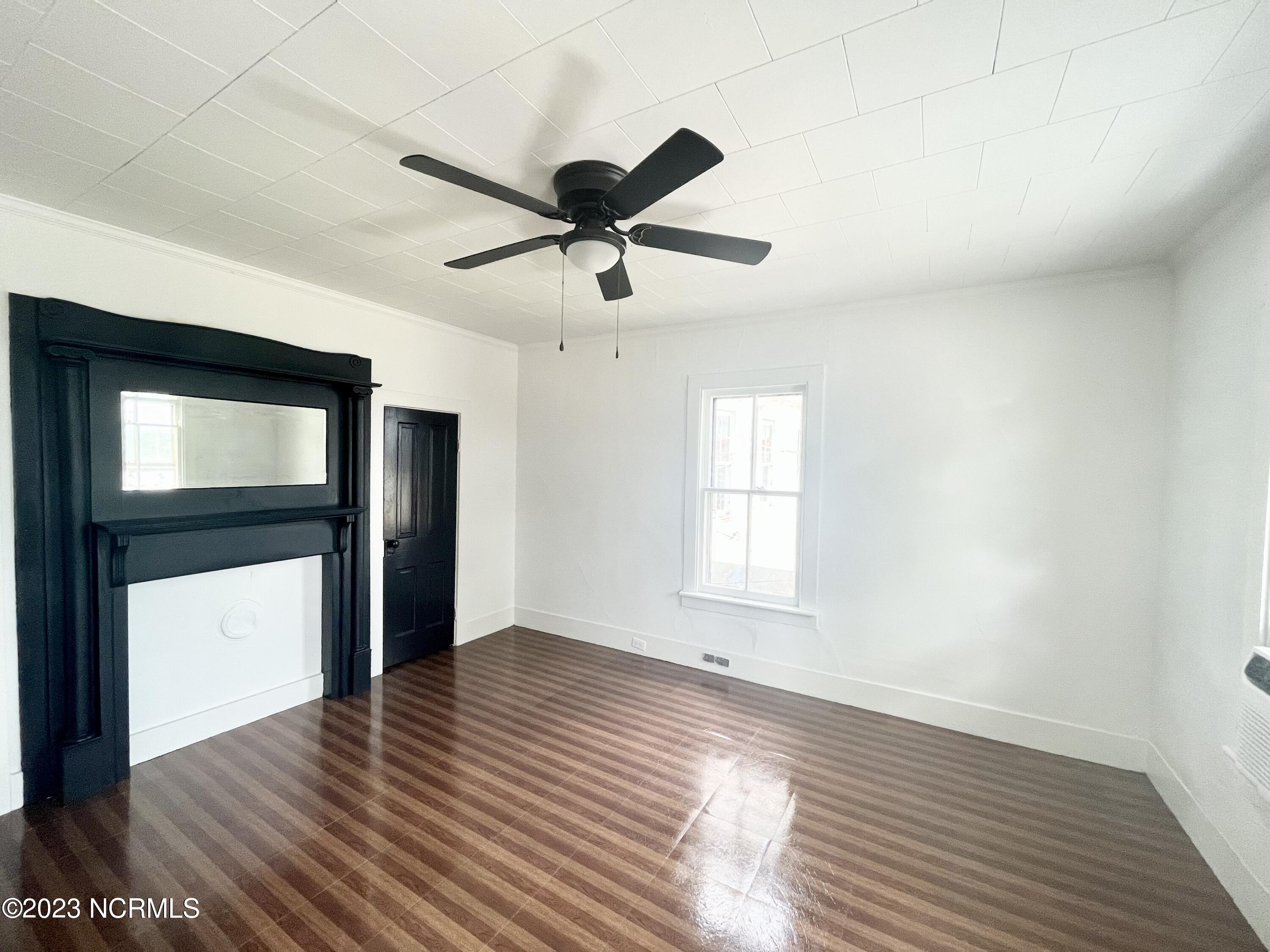 741 Riverside Avenue, Unit C Elizabeth City, NC 27909 - Photo 2 of 7 original (1)