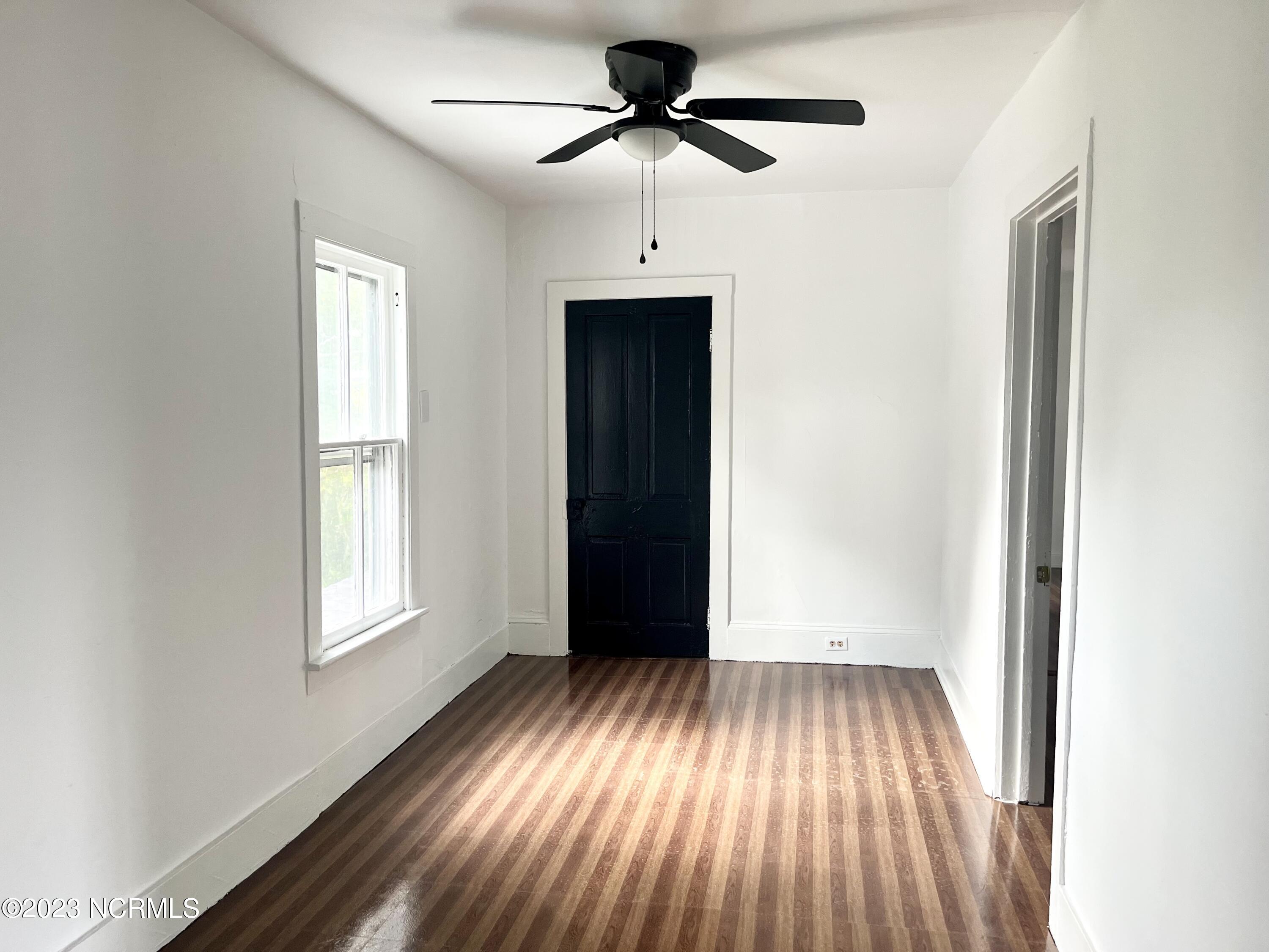 741 Riverside Avenue, Unit C Elizabeth City, NC 27909 - Photo 3 of 7 original (2)