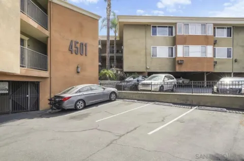 $3,000 | 4501 Collwood Boulevard, Unit 15, San Diego, CA 92115