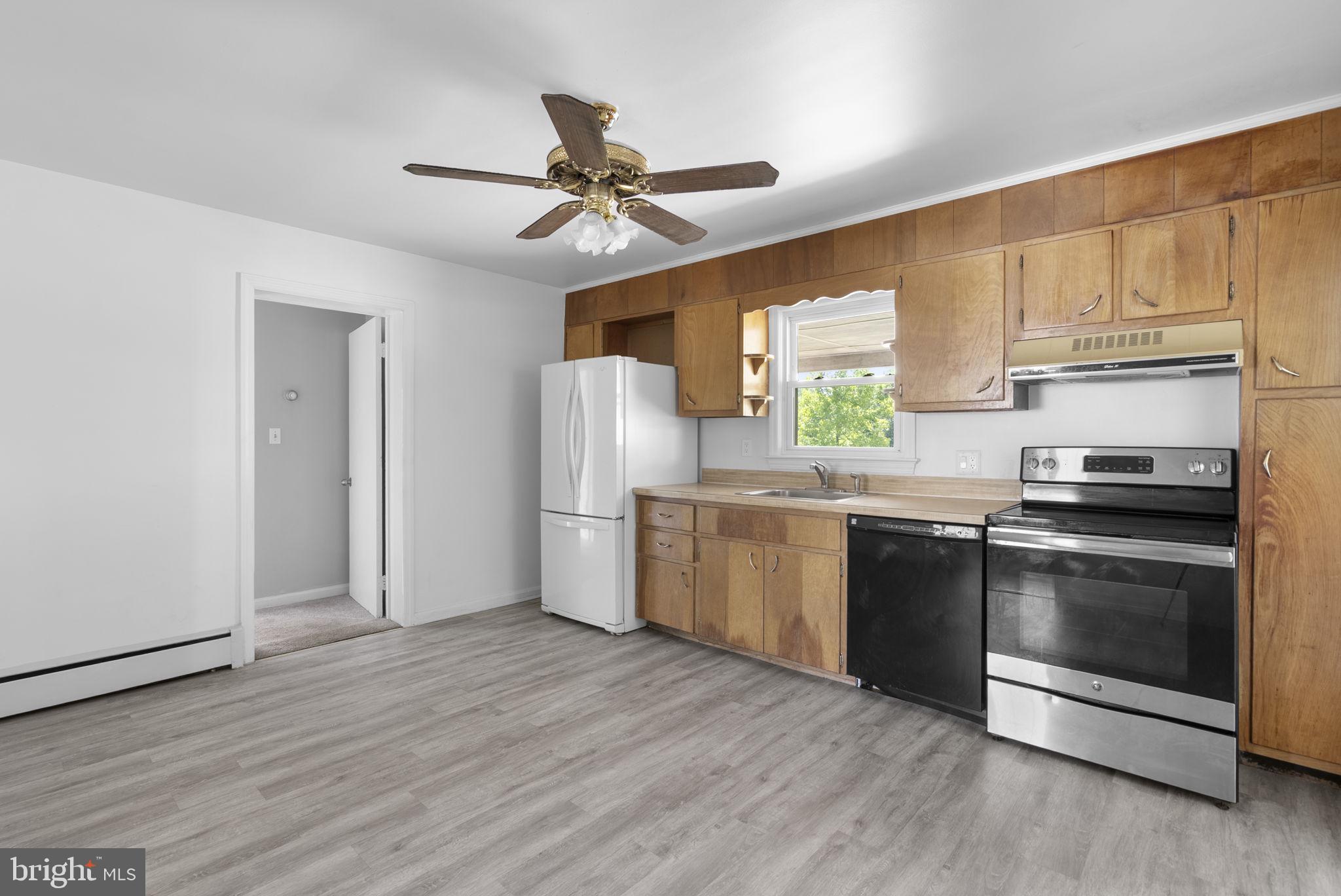 25810 Frederick Road Clarksburg, MD 20871 - Photo 11 of 30 Gallery Image 11