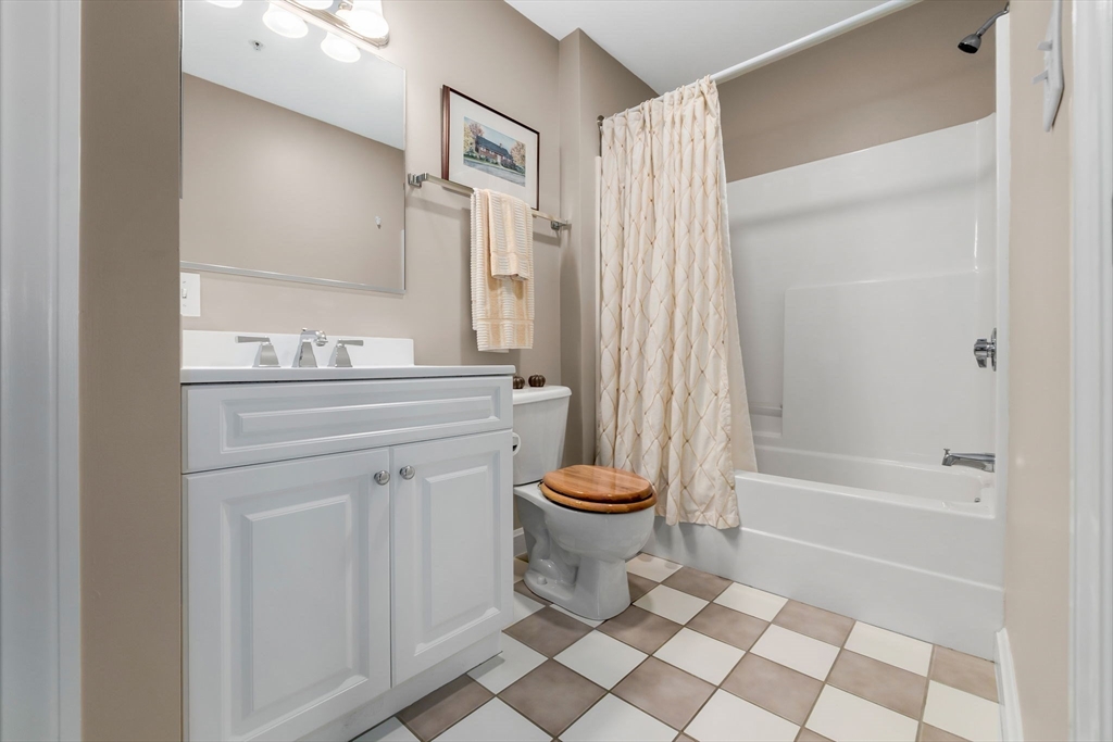 36 Village Road, Unit 712 Middleton, MA 01949 - Photo 25 of 39