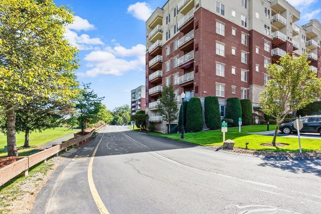 36 Village Road, Unit 712 Middleton, MA 01949 - Photo 37 of 39