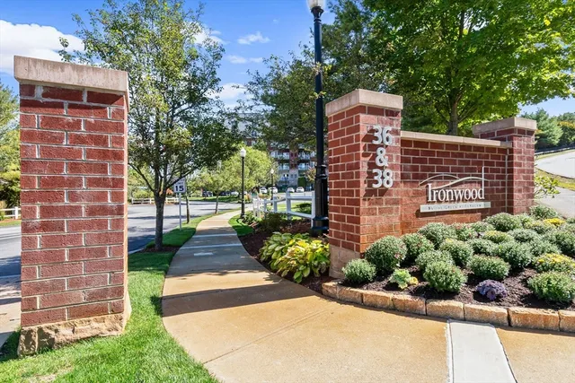 $569,900 | 36 Village Road, Unit 712, Middleton, MA 01949