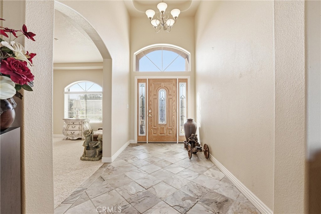 5773 Merito Road Hesperia, CA 92344 - Photo 4 of 33