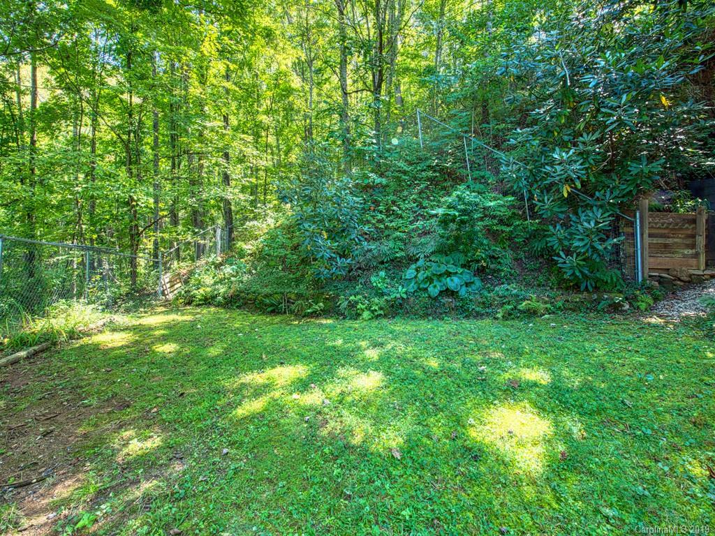 265 Shadow Ridge Sylva, NC 28779 - Photo 8 of 33
