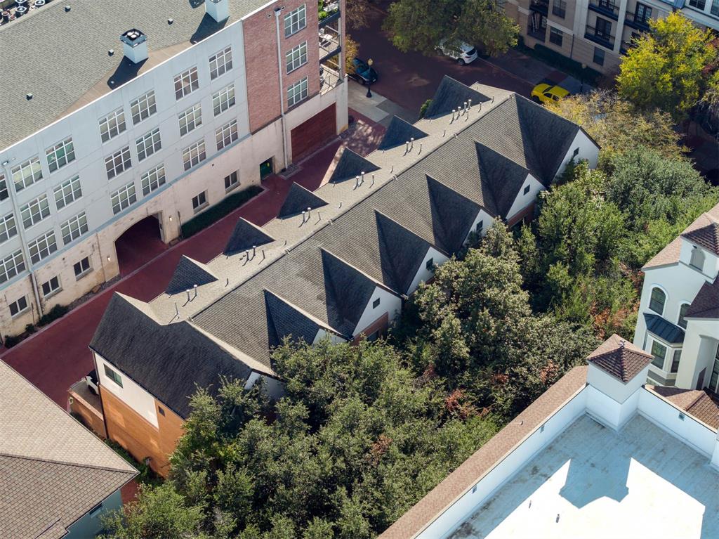 2910 Woodside Street Dallas, TX 75204 - Photo 20 of 24 an aerial view of a house