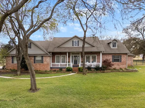 $1,099,999 | 1705 Warwick Crescent Court, Denton, TX 76226