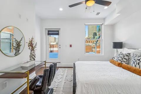 $1,075,000 | 72 Essex Street, Unit 7, Jersey City, NJ 07302