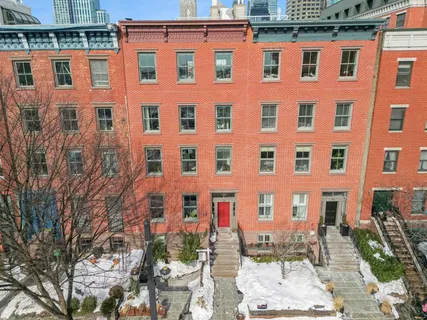 $1,075,000 | 72 Essex Street, Unit 7, Jersey City, NJ 07302