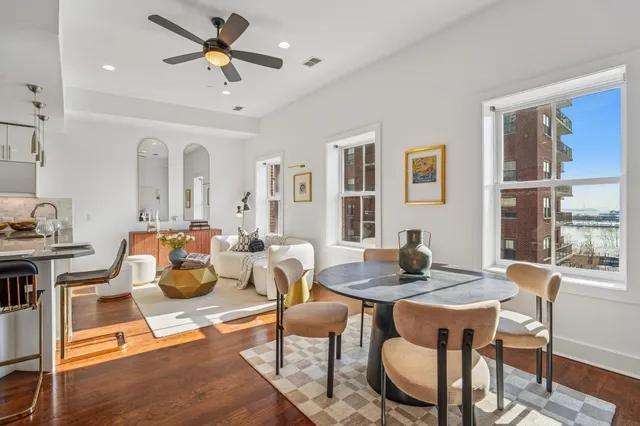 $1,075,000 | 72 Essex Street, Unit 7, Jersey City, NJ 07302