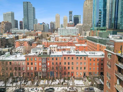 $1,075,000 | 72 Essex Street, Unit 7, Jersey City, NJ 07302