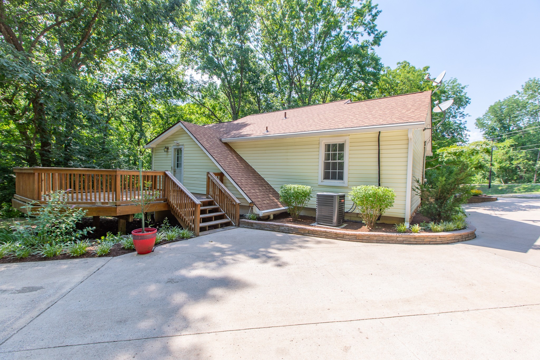 1403 Campbell Road Goodlettsville, TN 37072 - Photo 7 of 45 Gallery Image 7