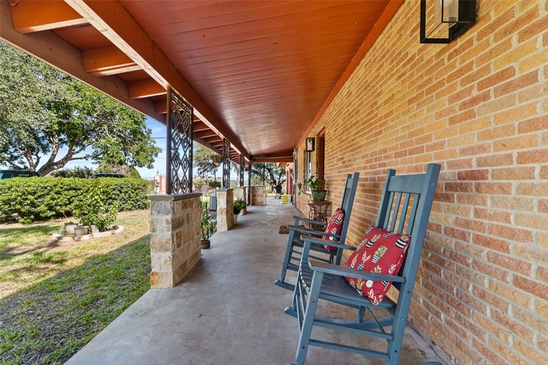 9675 County Road 325 Mathis, TX 78368 - Photo 6 of 29 a view of outdoor seating