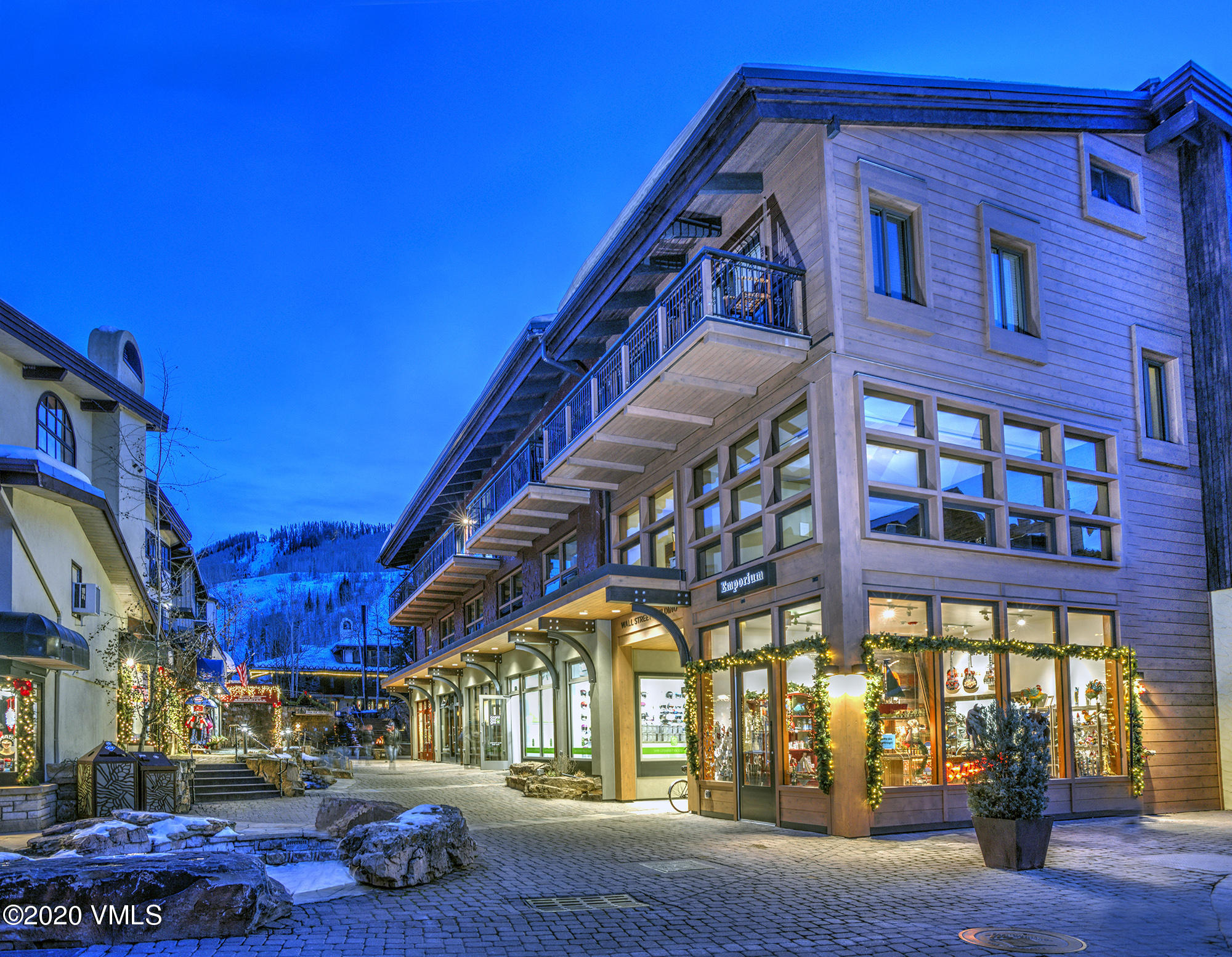 225 Wall Street, Unit 307 Vail, CO 81657 - Photo 22 of 31 a view of a building with a street